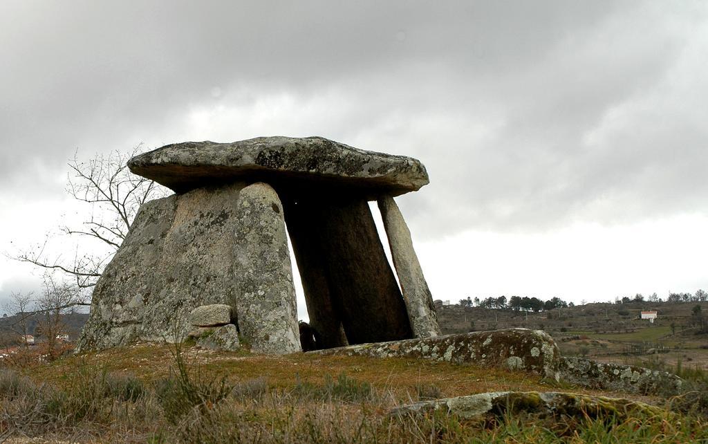 Casa Dos Lagares De Vara E Pedra Vila Flor Esterno foto